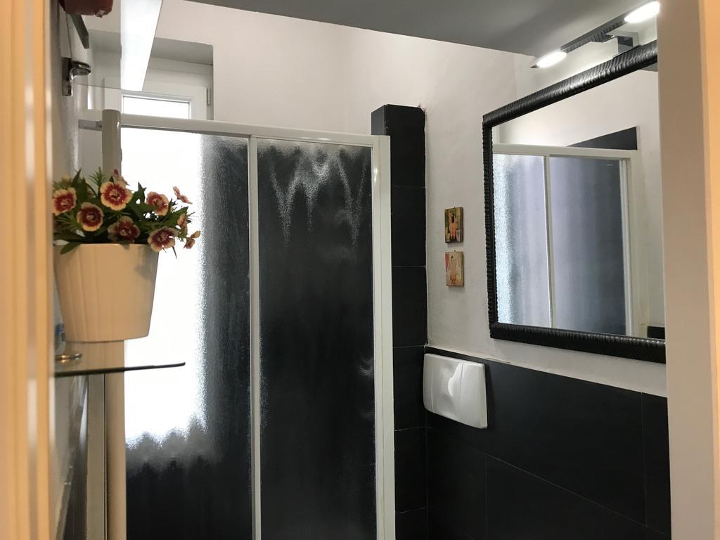 Kibilu - Via Confalonieri - Stazione Garibaldi - Zona Isola Milán Exterior foto